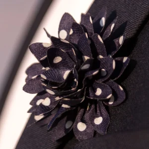 Warren Asher Boutonnière à Fleur Bleu Marine à Pois guranteed de qualité 18